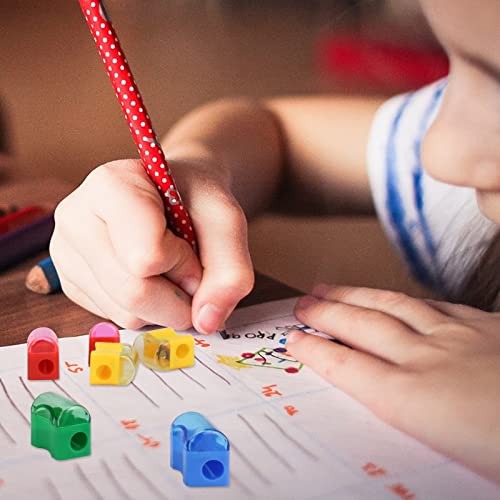 96 PCS Coloured Plastic Pencil Sharpener，Kids Plastic Manual Pencil Sharpener with Cap Bulk Set Manual Pencil Sharpener，Mini Handheld Sharpener with Lid