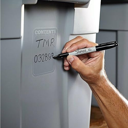 Sharpie Permanent Marker | Fine Point for Bold Details | Black Ink | 1 Marker Pen - color: black