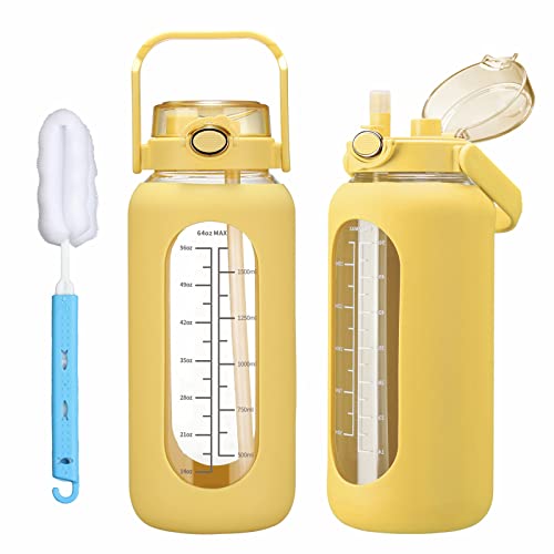 chunmo 42oz/52oz/64oz Glass Water Bolttles with Straw Half Gallon Large Motivational Water Bottle with Time Marker Sports Water Bottles with Silicone Sleeve and Handle Lid Water Jug for Gym Workout - color: Yellow, size: 42 Ounces