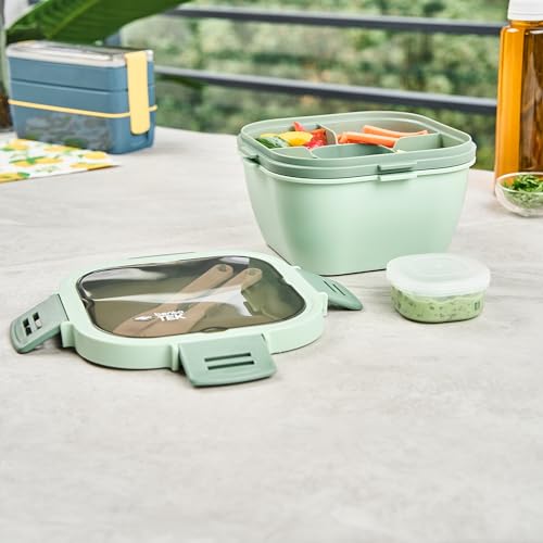 Restaurantware-Bento Tek 57.5 Ounce Bento Box, 1 Reusable Lunch Container - With Fork And Knife, Does Not Contain BPA, Green Plastic Reusable Lunch Box, Microwavable, Dishwashable - size: 1 Count, style: 58 oz - Green