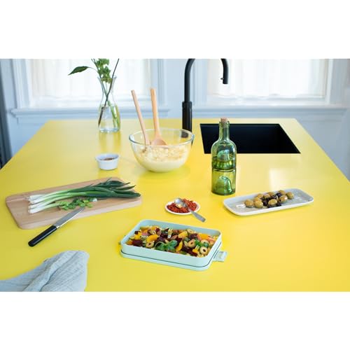 Brabantia Make & Take Flat Lunch Box (Jade Green) Convenient Size for Bags, BPA-Free, Airtight Snap Locks, Microwave & Freezer Safe, Travel Meal Prep Container, 37oz - color: Jade Green, style: Flat Lunch Box