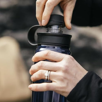 YETI Yonder Water Bottle with Yonder Tether Cap, Lightweight, Leakproof and BPA-Free - color: Clear, size: 25 Ounces