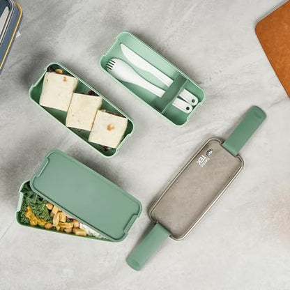 Bento Tek 30 Ounce Bento Box, 1 Stackable 3 Compartment Lunch Container - With Fork And Knife, Does Not Contain BPA, Green Plastic Reusable Lunch Box, Microwavable, Dishwashable - Restaurantware - size: 1 Count, style: 30 oz - Green