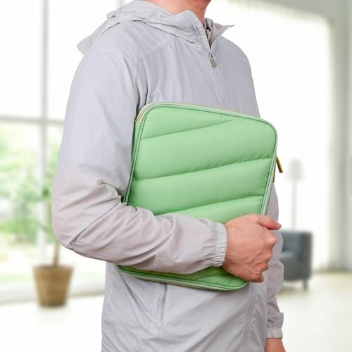 Puffy Tablet Sleeve 9-11", Fits iPad Pro 11" M5/M4 with Slim Case On - color: Green, size: 9-11