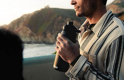 CamelBak Chute Mag Vacuum Insulated Stainless Steel Water Bottle, Magnetic Leak‑Resistant Cap for Everyday Hydration - color: Desert Sunrise, size: 32 Ounces
