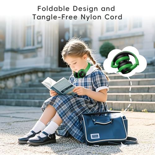 Candy Bila Kids Headphones, Wired Headphones for Kids Over Ear with Microphone, Foldable Headphone for Learning & Entertainment, Black and Green - color: Black and Green