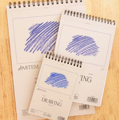 Hartem - Drawing Paper | Wirebound Pad of 60 Sheets | 90g/m2 Weight | Size A6 (14,8 x 10,5 cm) - Artist Paper for Adults and Students - Sketch Book, Mixed Media, Markers and Art Journaling - size: A6 (14,8 x 10,5 cm)