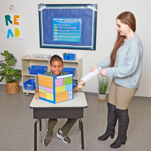 Really Good Stuff Common Core Resource Folders - Fourth Grade - 12 folders - style: Fourth Grade