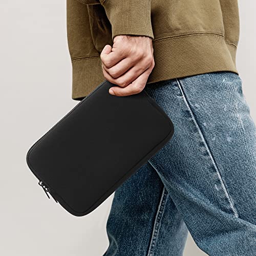 kwmobile Neoprene Pouch Compatible with 8"-8,4" Tablet - Universal Sleeve Case Cover with Zipper for Tablet - Black - color: black, size: 8"-8,4" Tablet