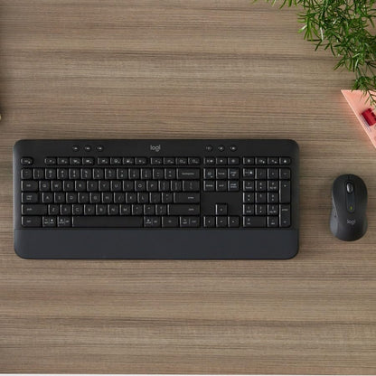 Logitech Signature MK650 Combo for Business Keyboard and Mouse - Graphite | Logi Bolt, Bluetooth, SmartWheel, globally certified, Windows, Mac, Chrome, Linux compatible, designed for business - color: Graphite, style: Combo w. Small Mouse